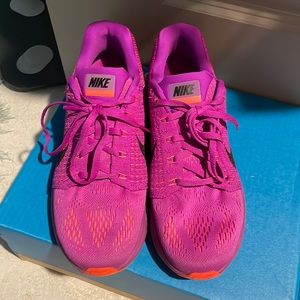 Nike lunar glide— size 8.5